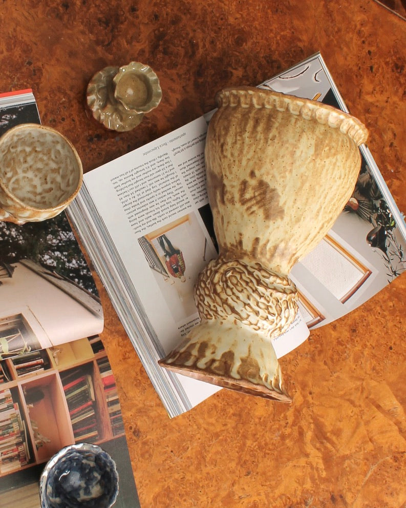 brown swirl vase
