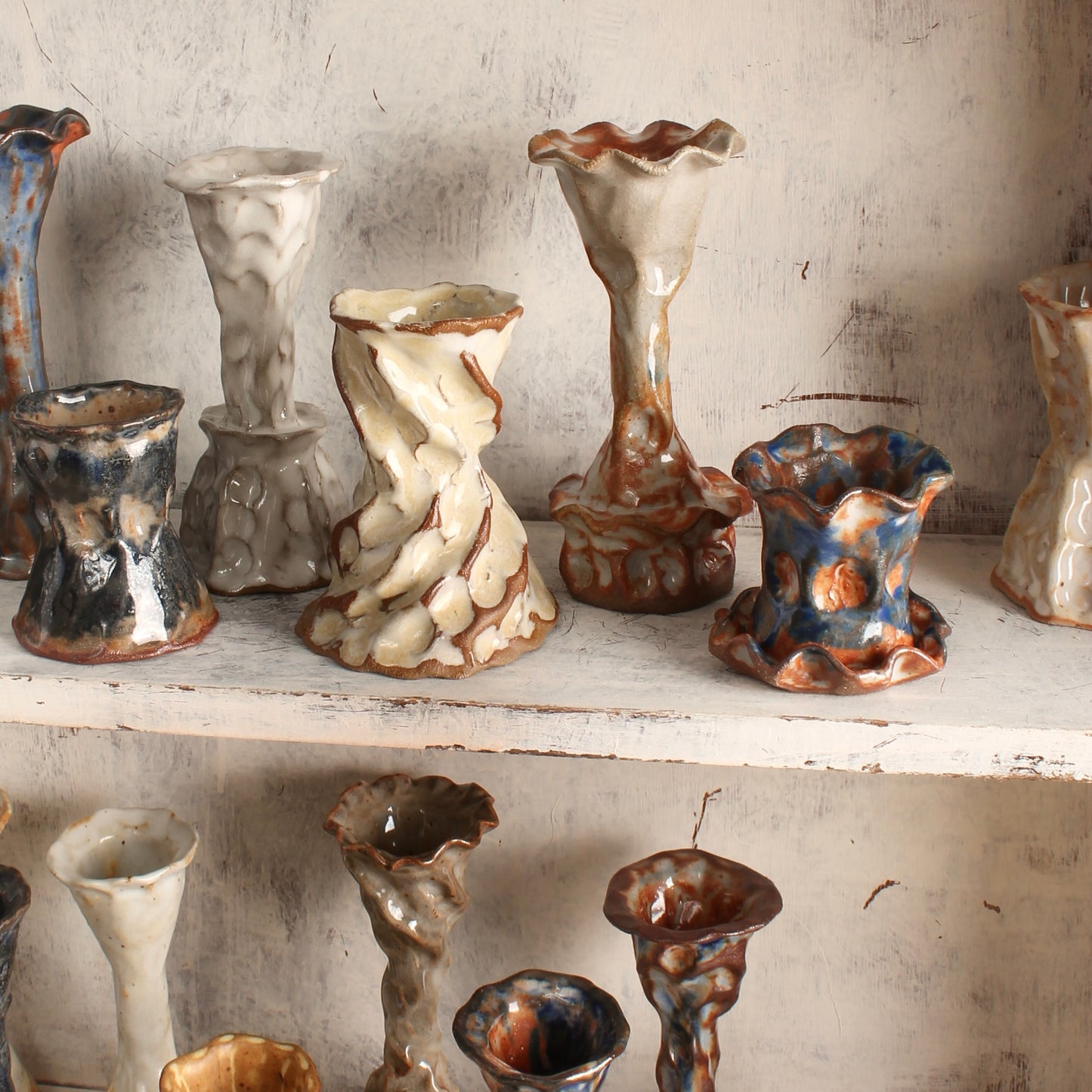 white pinch candlestick