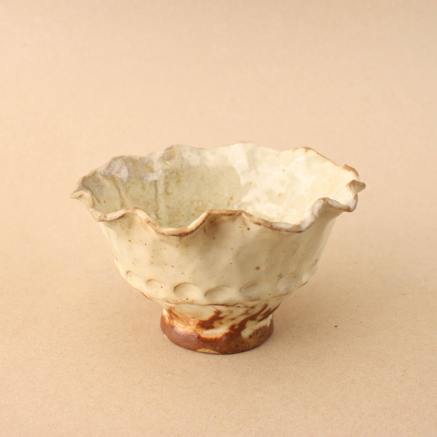 tan pinch bowl