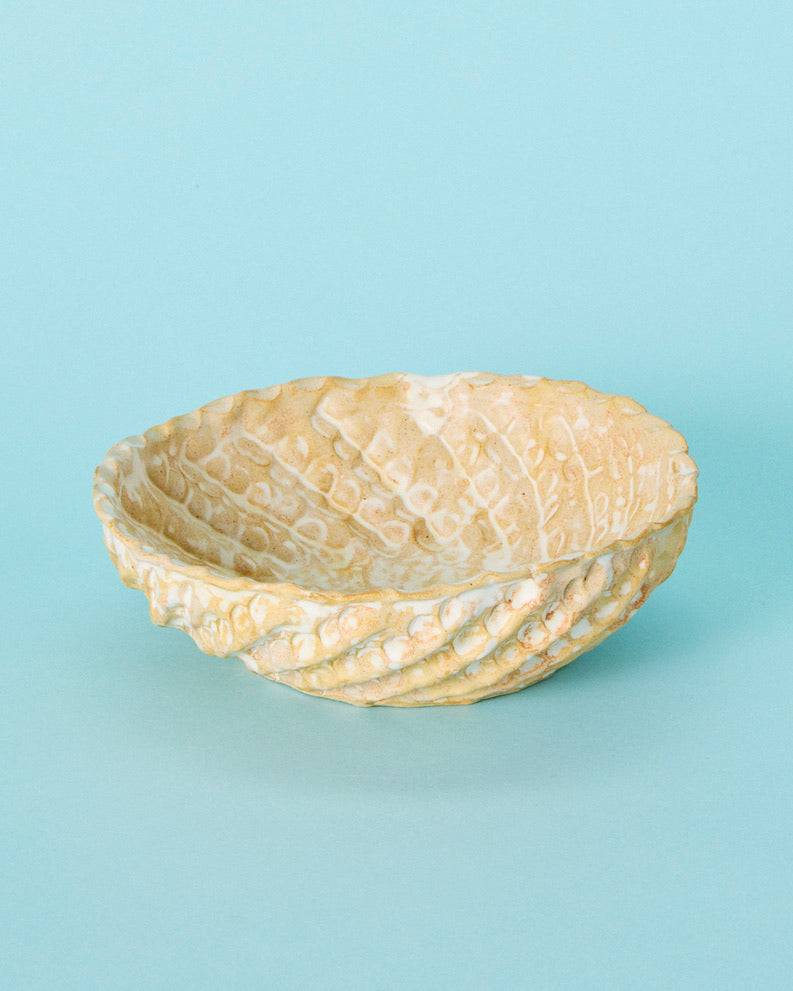 beige pinch fruit bowl