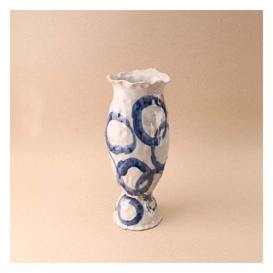 blue circle vase