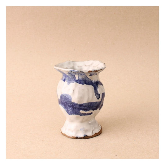 blue dot lil bud vase