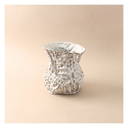 pinched curve vase