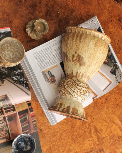 brown swirl vase