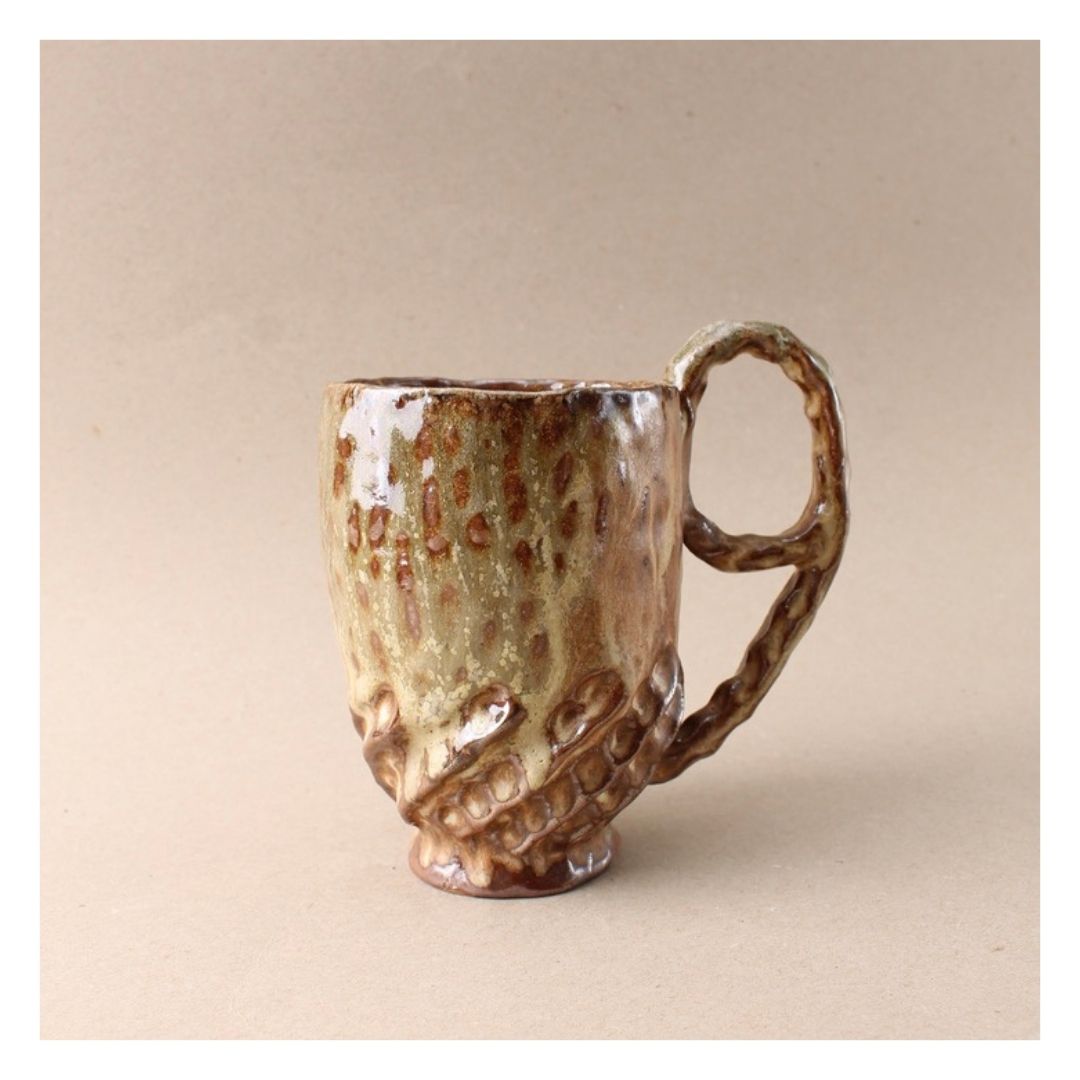 brown pinch mug