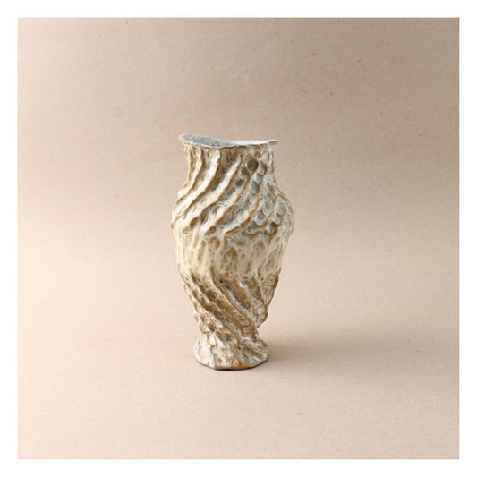 tan swirl vase