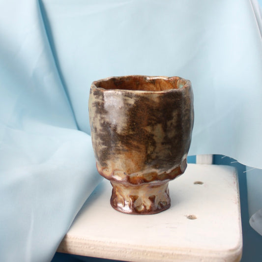 dark pinch cup