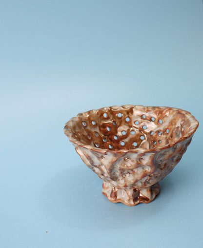 metallic pinch strainer berry bowl
