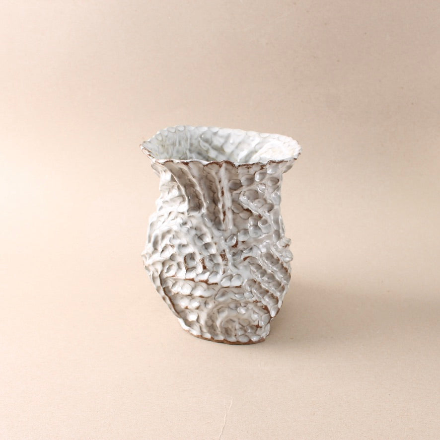 pinched curve vase