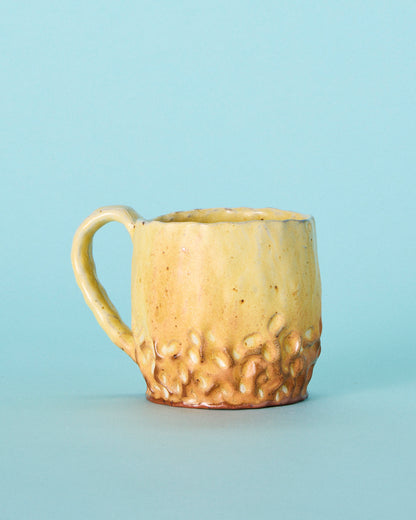 yellow pinch mug