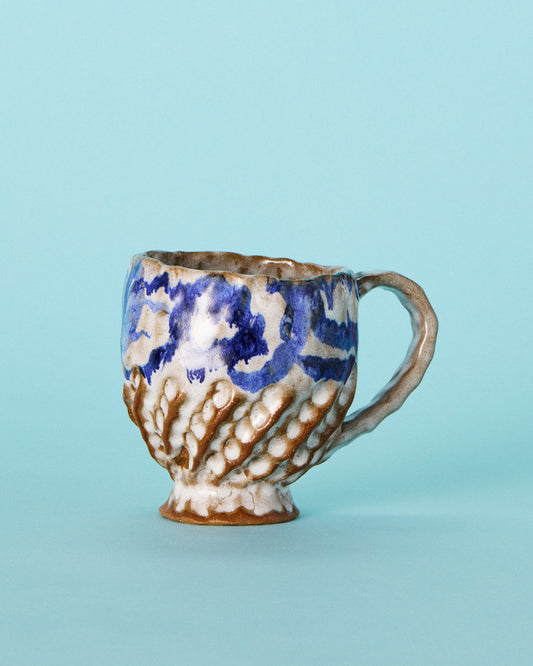 blue swirl pinch mug