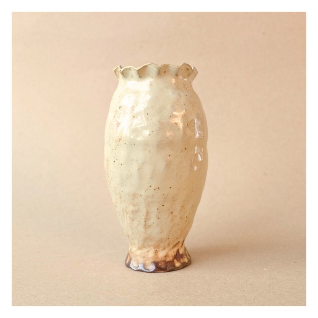 tan vase