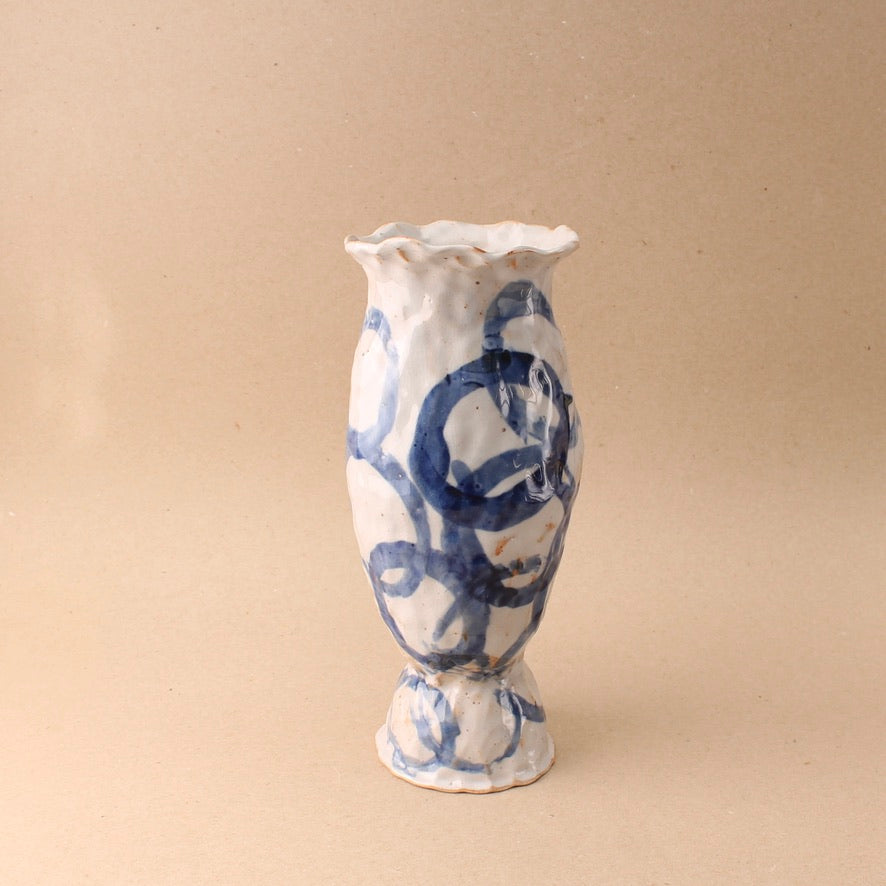 blue circle vase