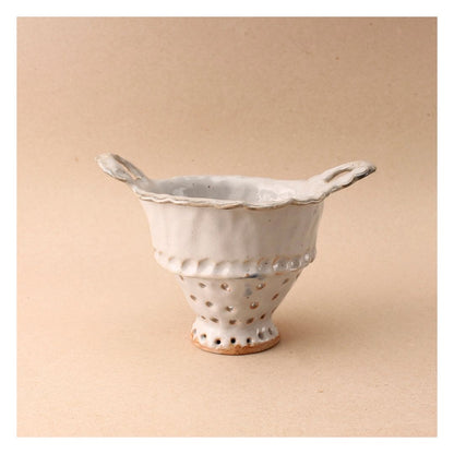 white handled berry bowl