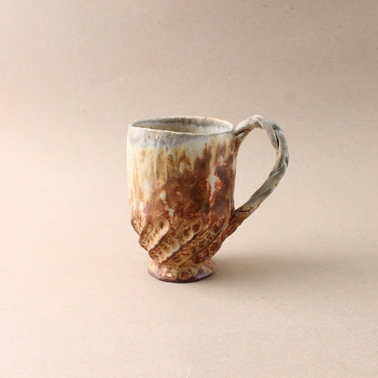 brown braid mug