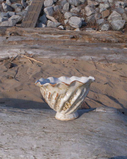 white and iron wave bowl