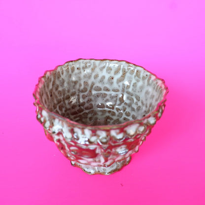 pinch grid bowl