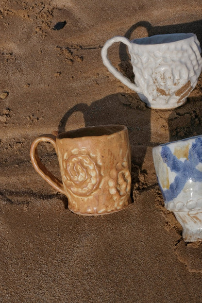 brown swirl mug