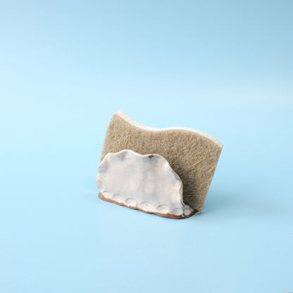 white spongeholder